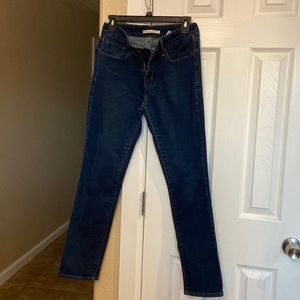 Levis Dark Denim skinny Blue Jeans